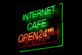Internet-cafe.jpg